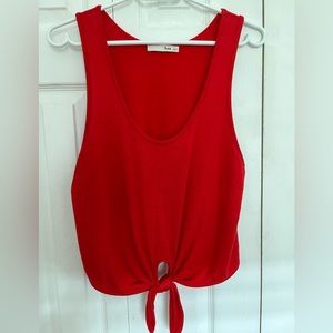 Wilfred tie-up tank in size L